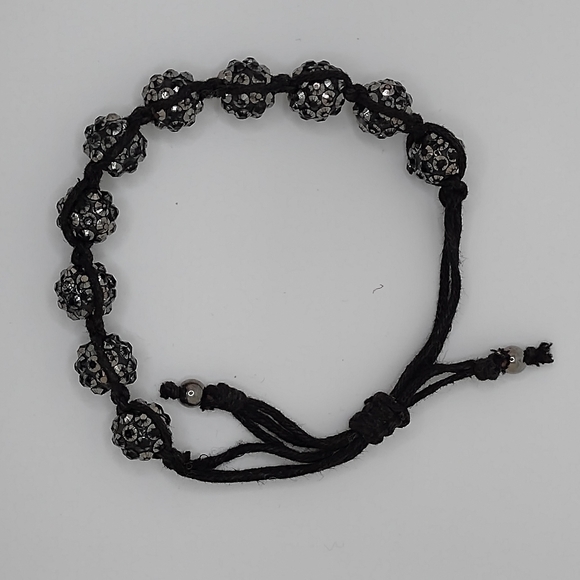 Black sparkling acrylic beaded adjustable bracelet - Picture 1 of 3